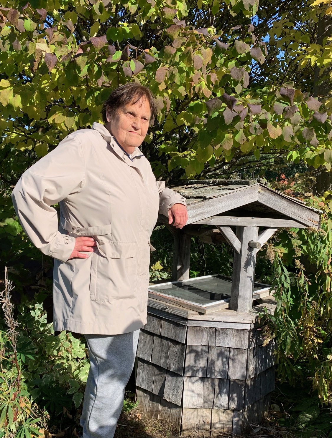 Lois  Shirley  Matthews